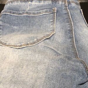 Low rise denim jeans